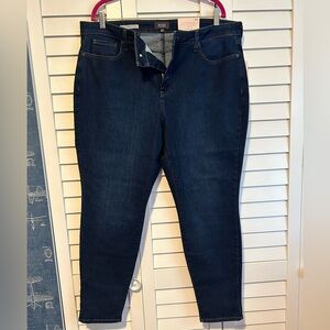 NWT NYDJ Dark wash skinny jeans (Ami style), Size 18